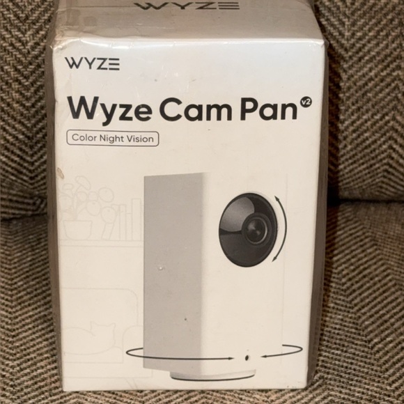 NWT Wyze Security Surveillance Cam Pan 2- Sleek White Design COLOR NIGHT VISION - Picture 1 of 2